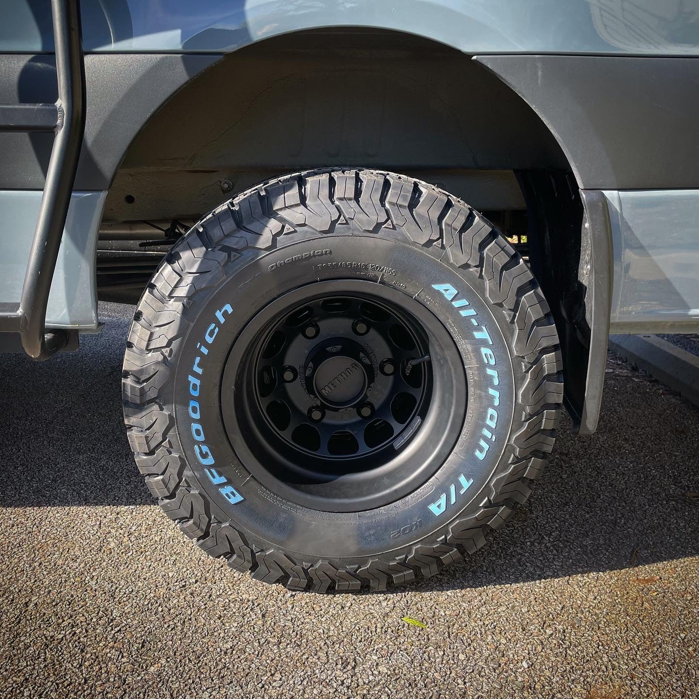 Sprinter Dually 3500 4x4 Method 901 RIM